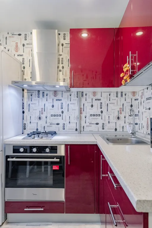 Уютная квартира у ж/д вокзала и метро