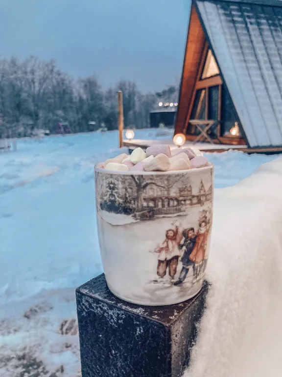 Коттедж Треугольный коттедж на берегу реки Лава — Ручьи