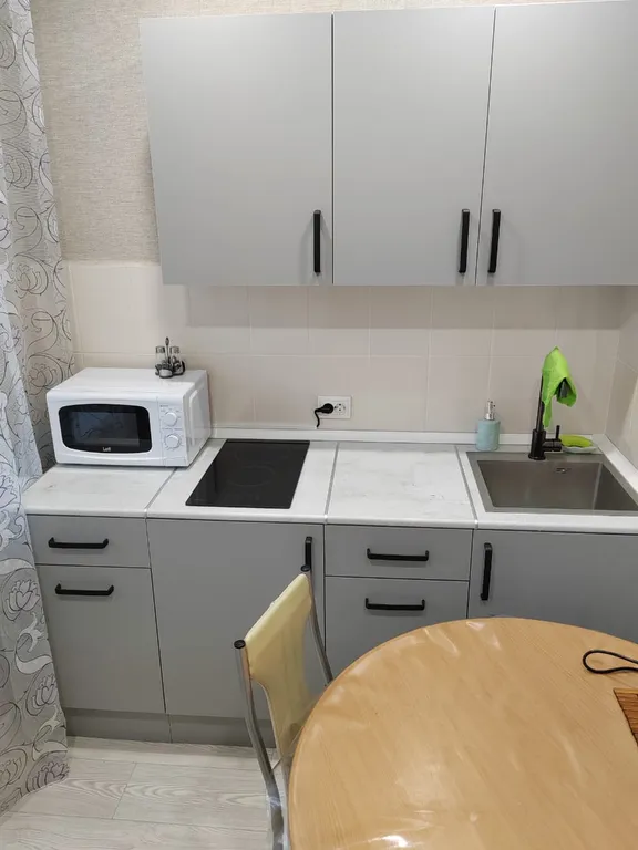 Уютная однокомнатная квартира в центре поселка