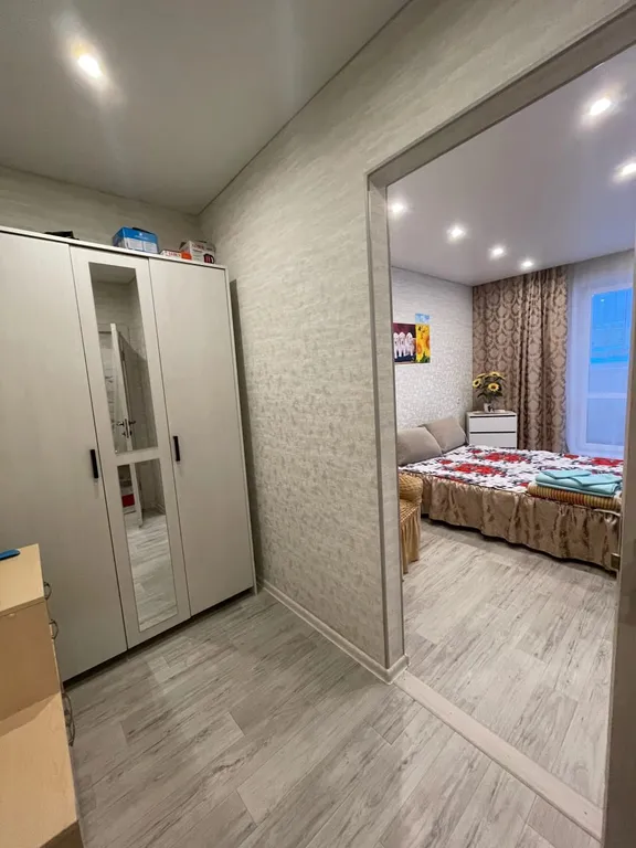 Уютная квартира студия в новом доме в центре города