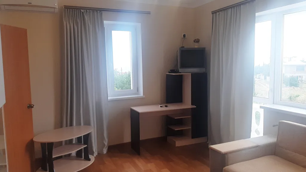 Квартира Апартаменты с видом на море — Севастополь