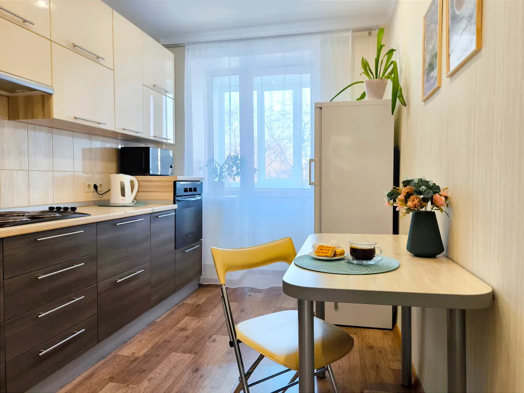 Просторная двухкомнатная квартира рядом с бизнес-центром Plaza