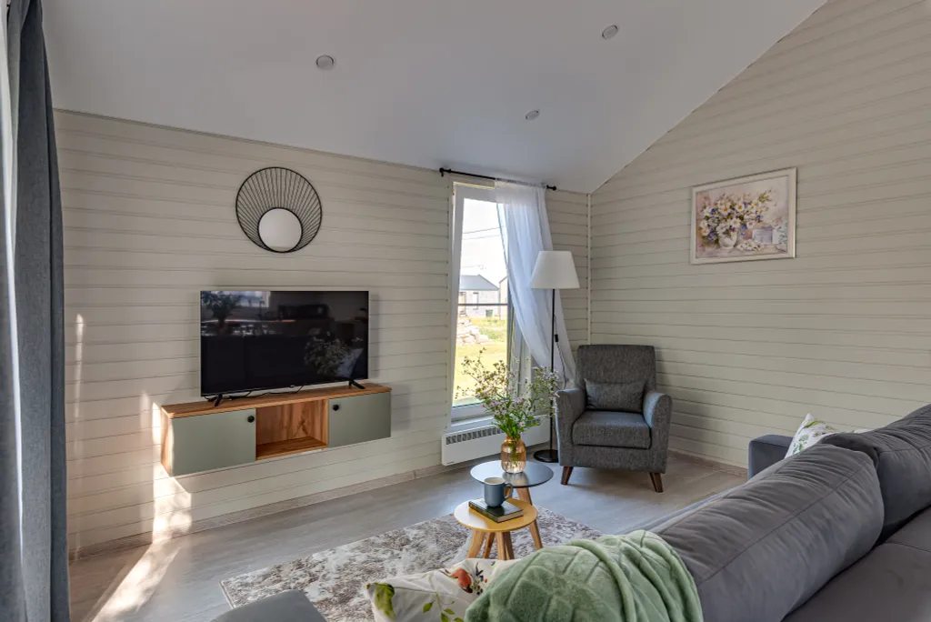 Альпийский - дом с костровой чашей и колонкой Алиса