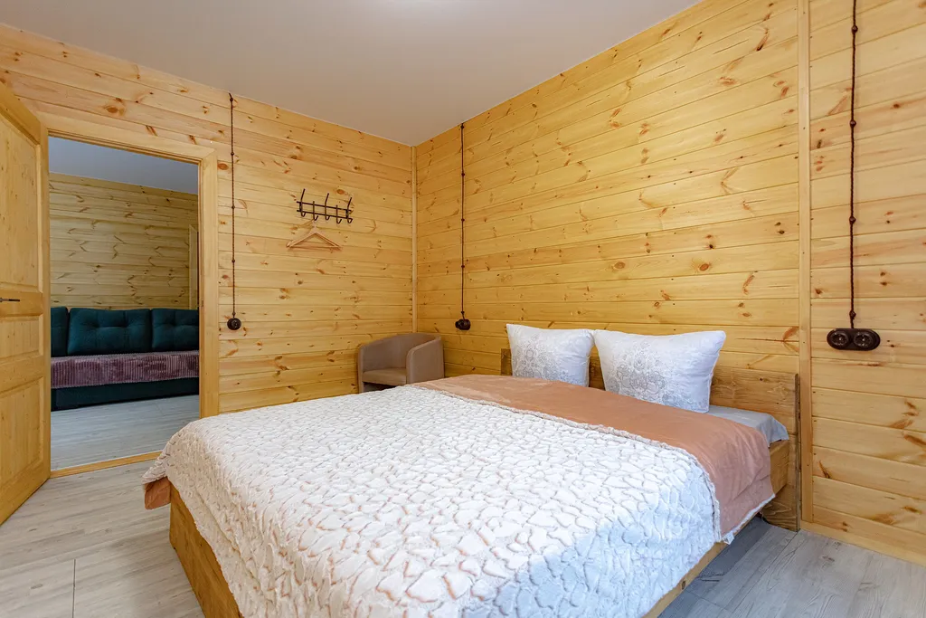 6-комнатный Дом