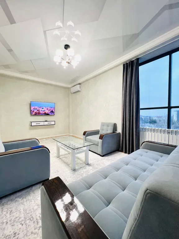 Новая Чистая Уютная С панорамными окнами В развитой локации