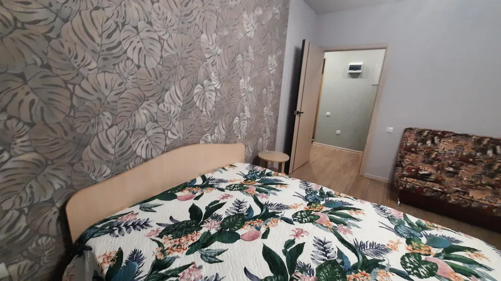 Апартаменты в новом кирпичном доме с современным ремонтом