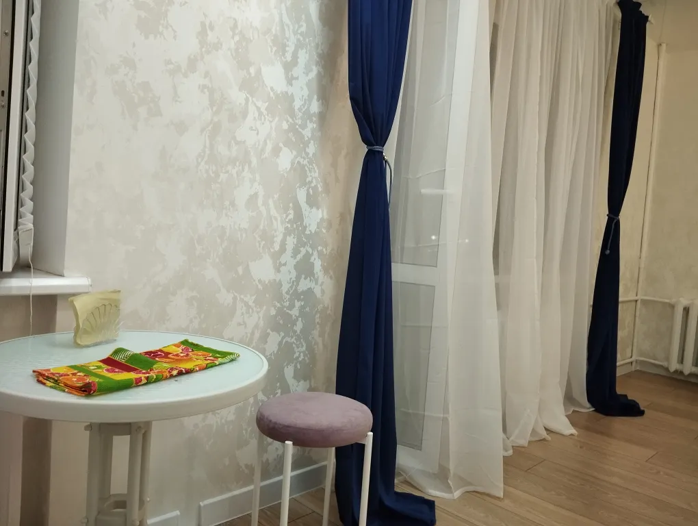 Очень светлая красивая новая квартира в самом центре у площади Победы