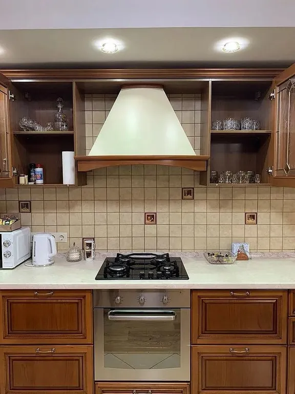 Просторная (98 м) 3-х комнатная квартира с видом на Успенский собор!