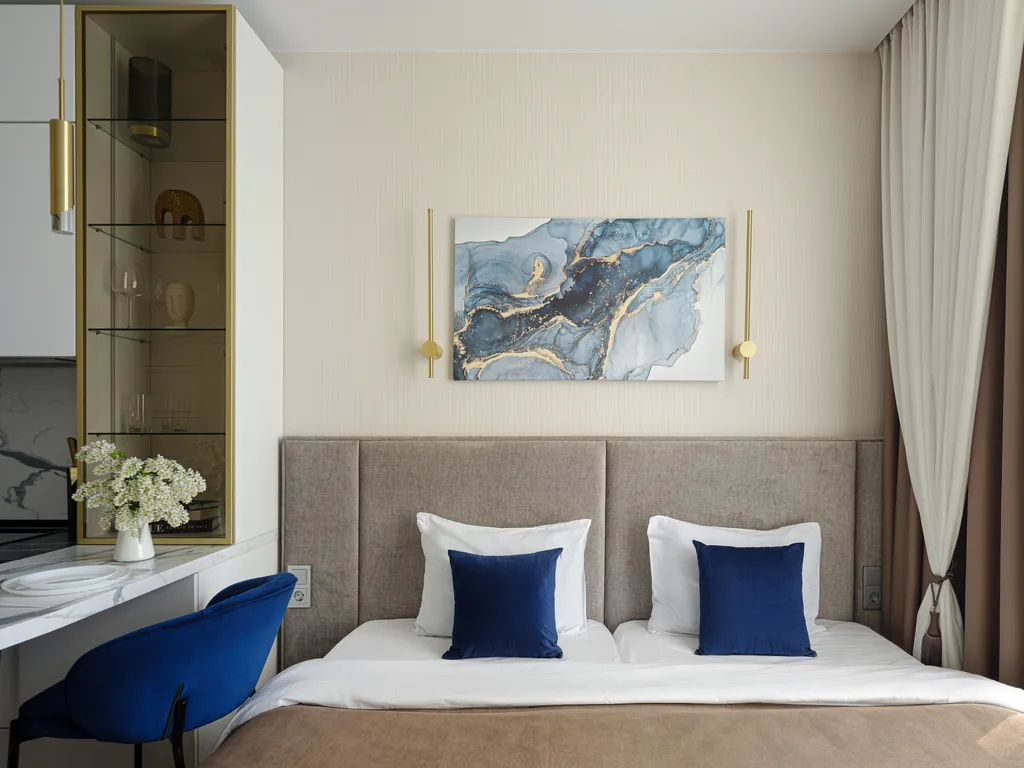 Дизайнерская студия с видом на сосны с закрытым двором