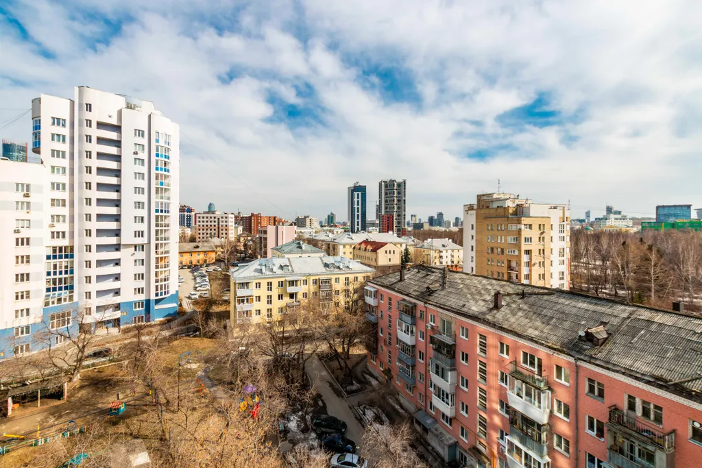 Квартира Яркие апартаменты в центре — Екатеринбург
