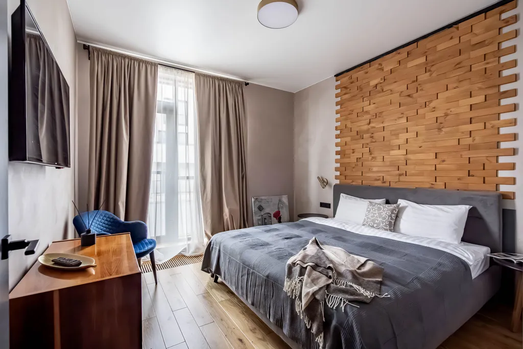 Охта Сьют 21 рядом с входом в Охта парк