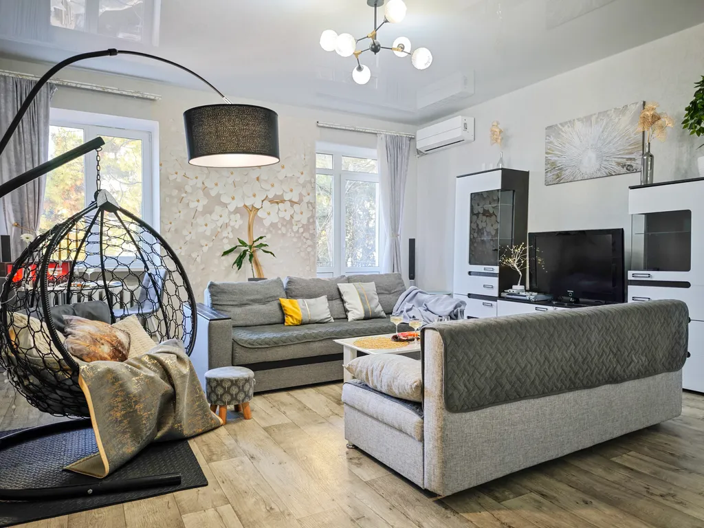 Квартира Квартира Счастье жить в Севастополе в самом центре с видом на Покровский собор — Севастополь