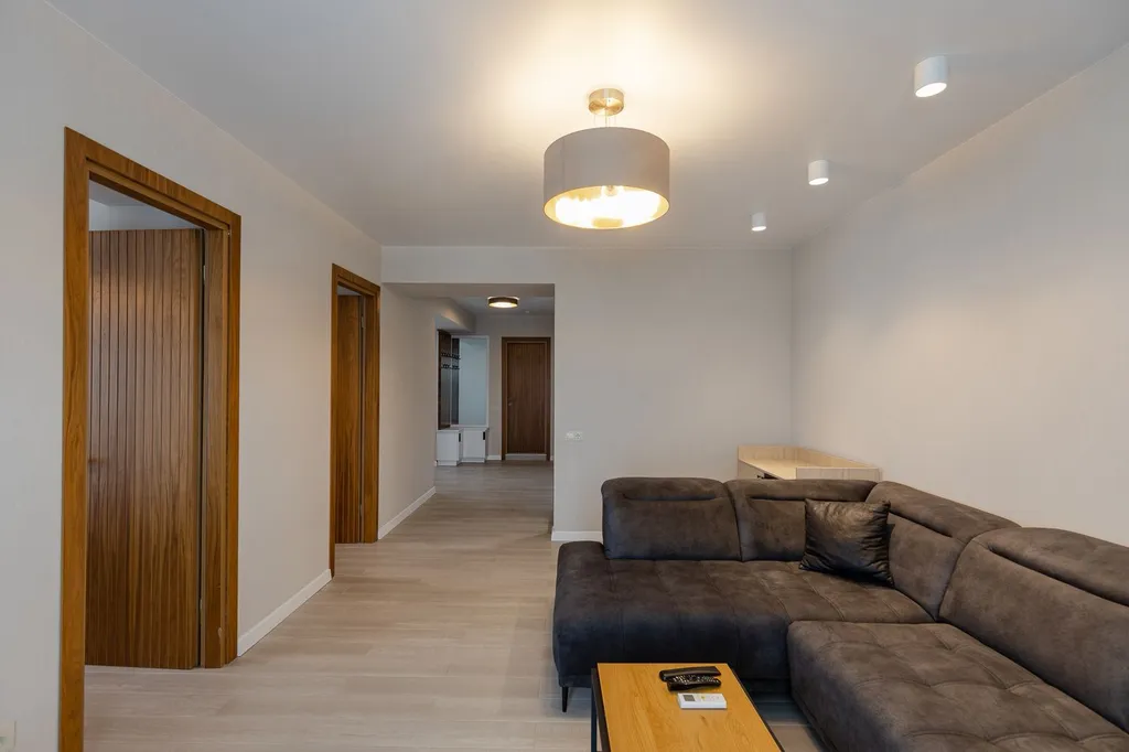 Квартира Трехкомнатные апартаменты с видом на парк — аренда посуточно в Батуми