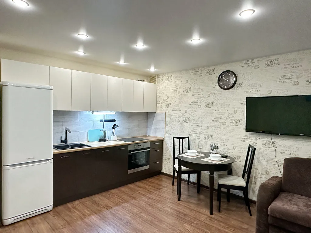 Просторная квартира студия на Зональном