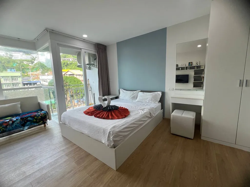 Квартира Ката, студия после ремонта с красивым видом на горы, 5 этаж — аренда посуточно в Пхукет