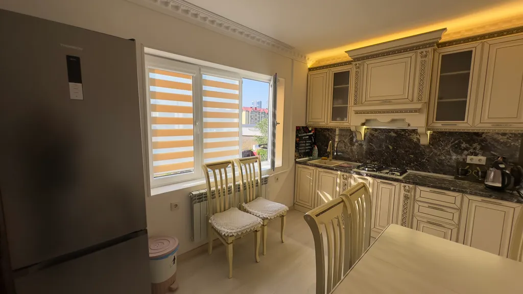 Второй этаж в доме в центре города, все в шаговой доступности