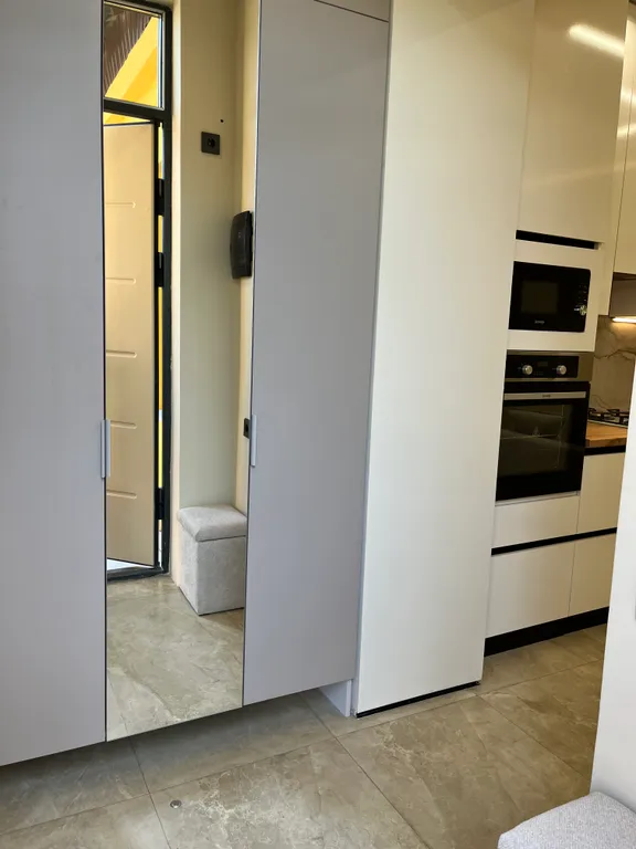 Уютный дом со своим гаражом