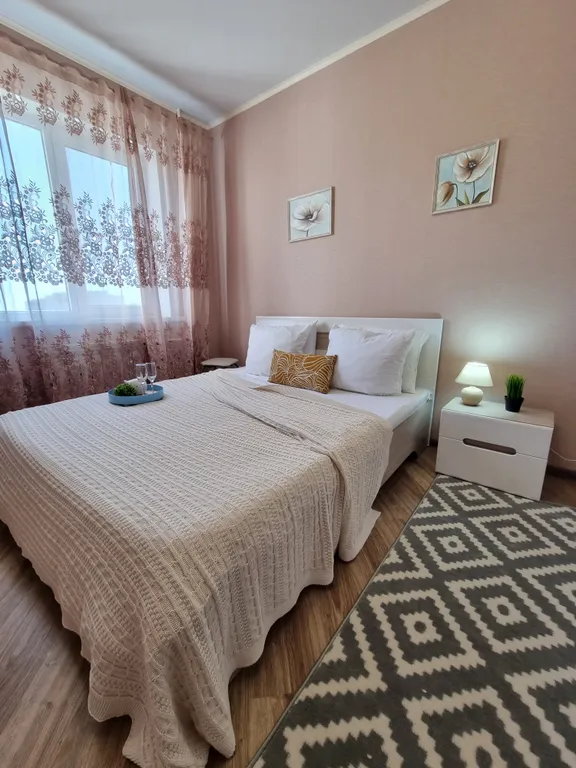 Просторная квартира для 6 гостей на Куликова (Уютный Дом)