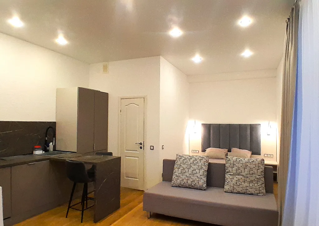 Квартира Квартира Большая студия со свежим ремонтом с видом на море — Севастополь