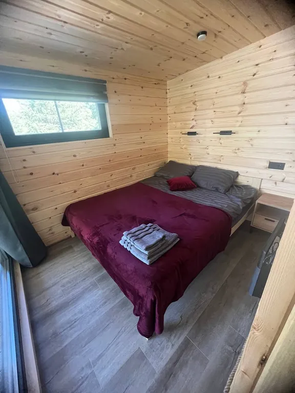 Коттедж Уютный домик на берегу озера — аренда посуточно в Сяпся