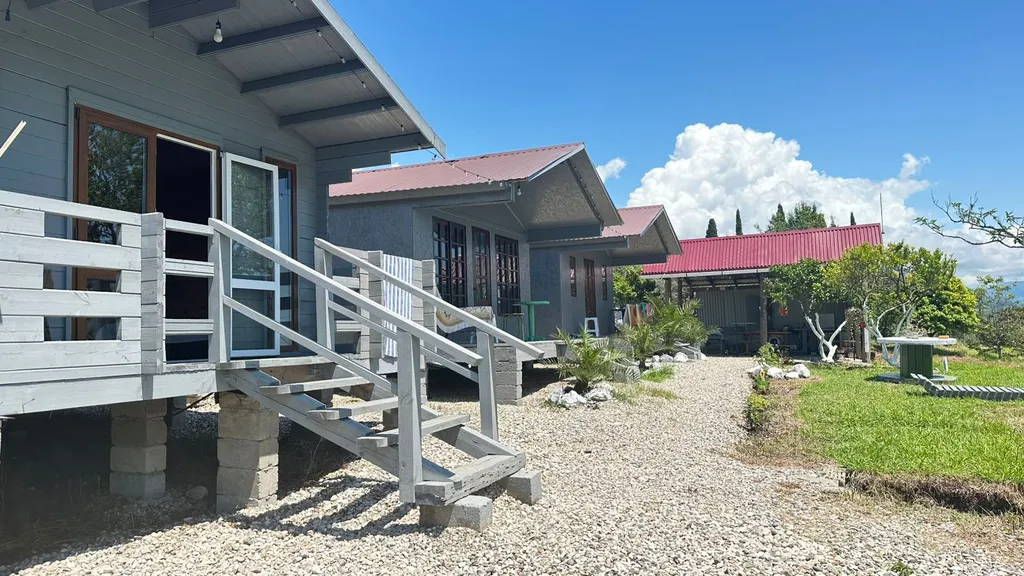 Коттедж Дом с удобствами — аренда посуточно в Приморское