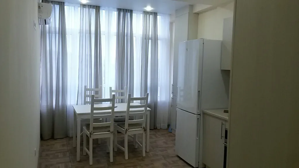 Просторная двухкомнатная квартира — аренда посуточно в Геленджик