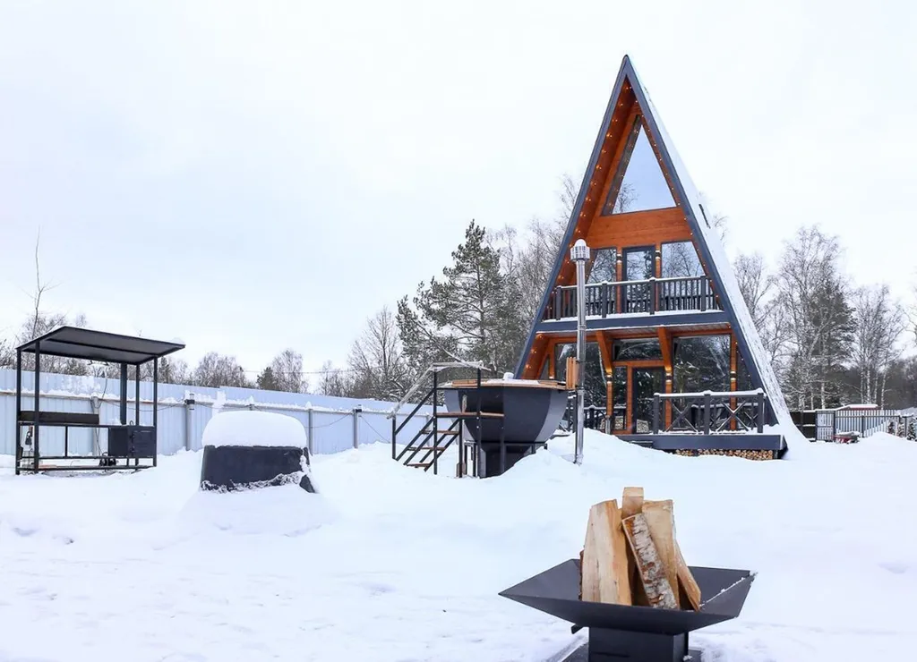 Большой дом a-frame в-небо с бассейном
