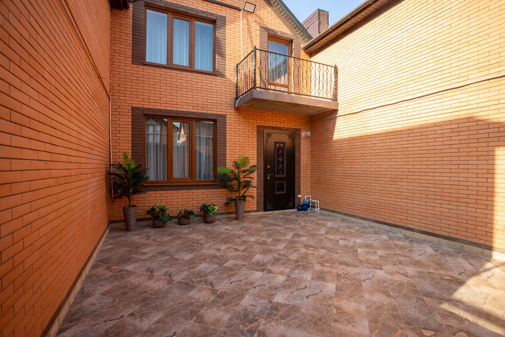 Дом на берегу моря