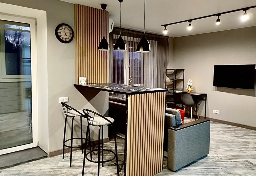 Уютная студия на Набережной реки Днепр