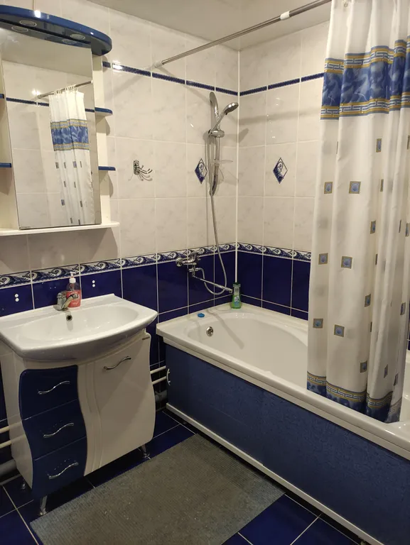 Уютная двухкомнатная квартира в спальном районе