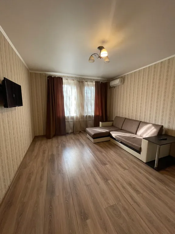 2-комнатная Квартира — аренда посуточно в Каменск-Шахтинский