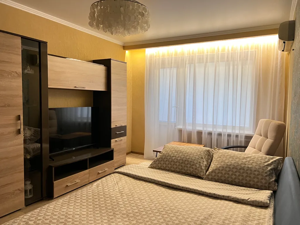 Квартира Квартира Двухкомнатная семейная в 5 минут от моря — Геленджик