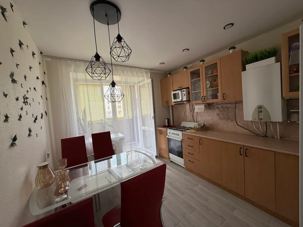 Светлая квартира в отличном районе города