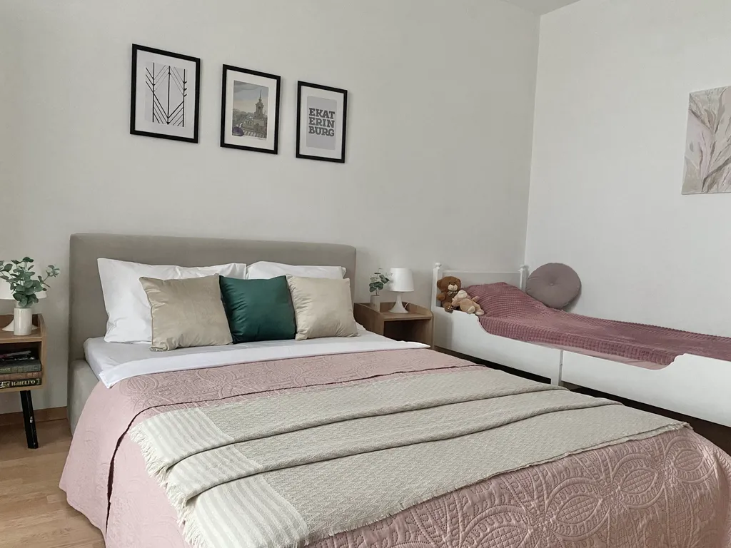 Квартира Квартира Видовая евродвушка у Metro  Chkalovskaya бесконтактное — Екатеринбург