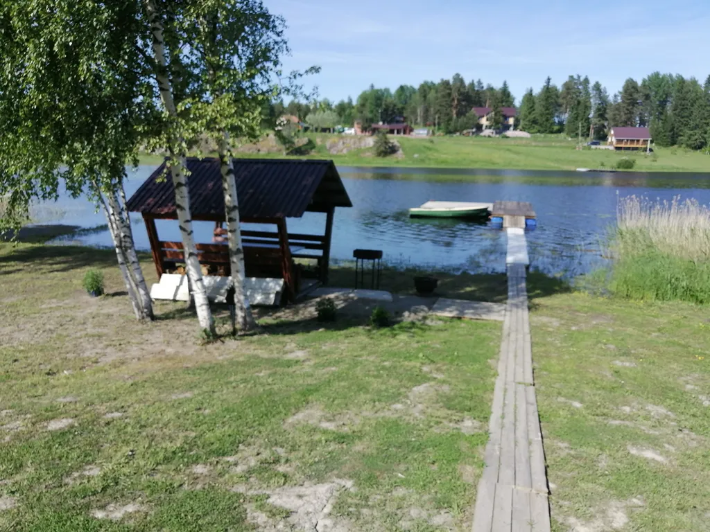 Дом на берегу Ладожского озера