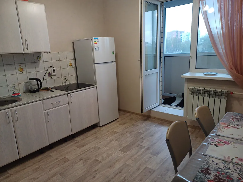 Уютная и идеально чистая квартира вблизи Арена 2000