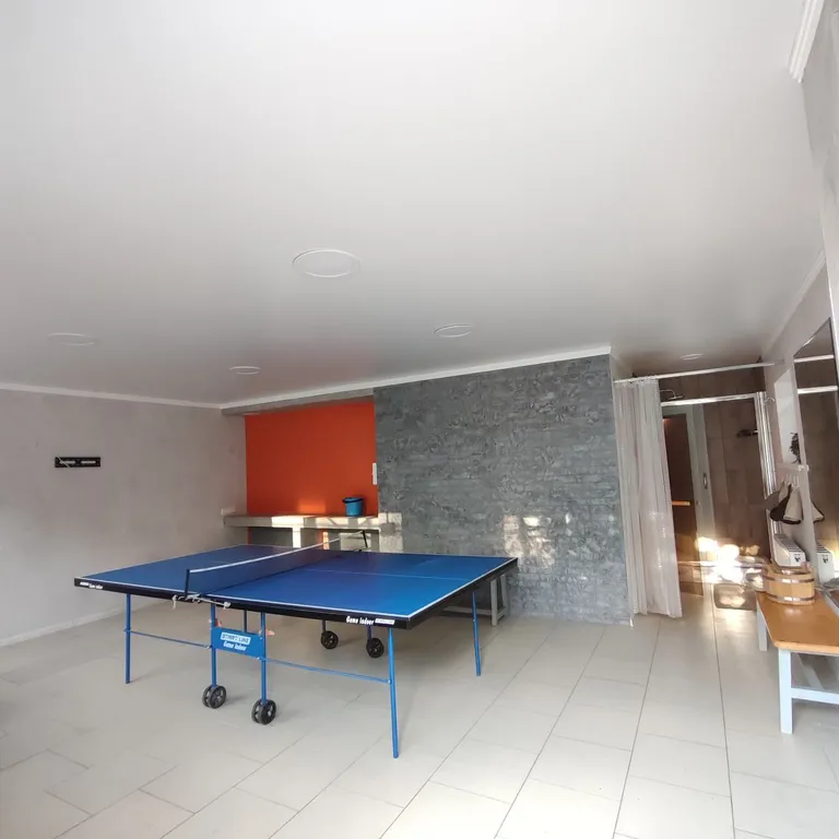 Комната возле термальных источников