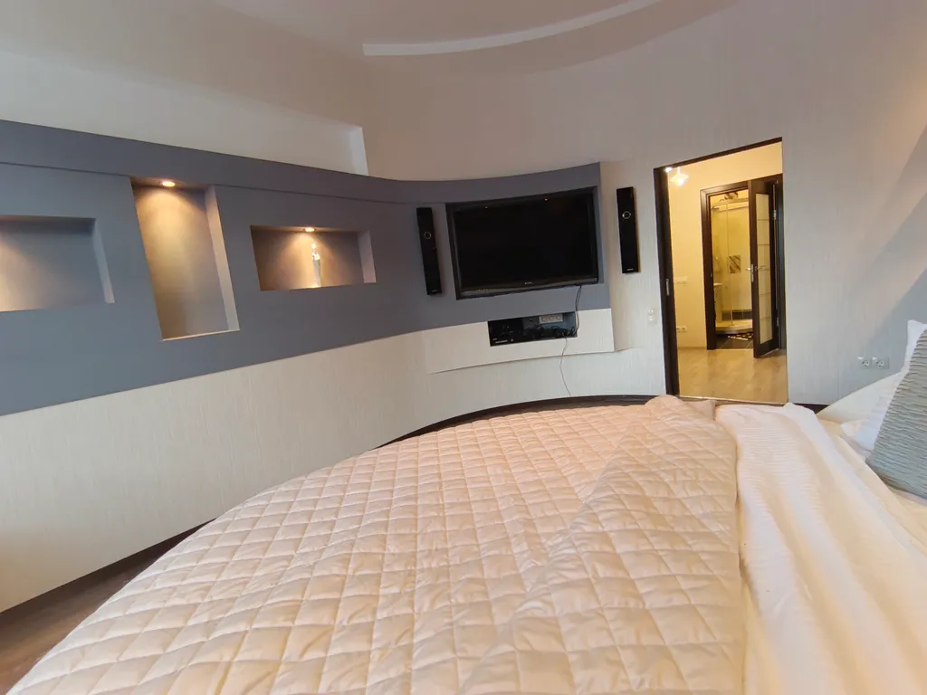 Семейная квартира в лесу