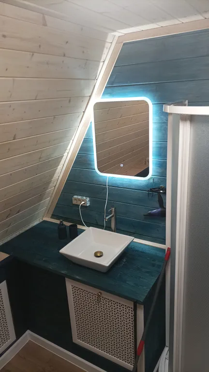 Дом с баней и банным чаном у реки