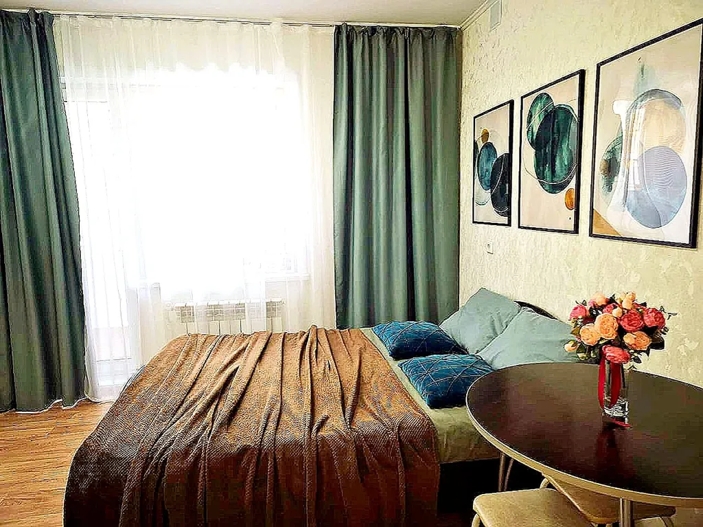 Квартира Студия-эконом на Заре — аренда посуточно в Чебаркуль