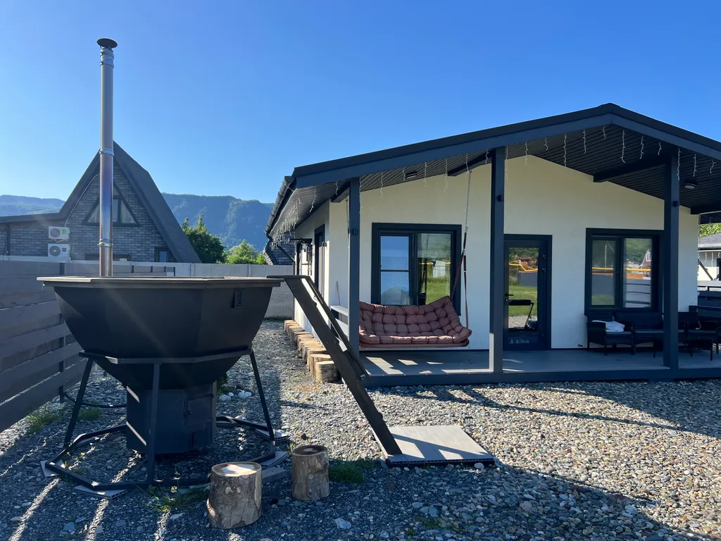 Уютный дом с банным чаном и видом на горы