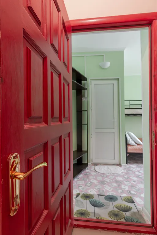 Небольшая семейная студия в частном доме