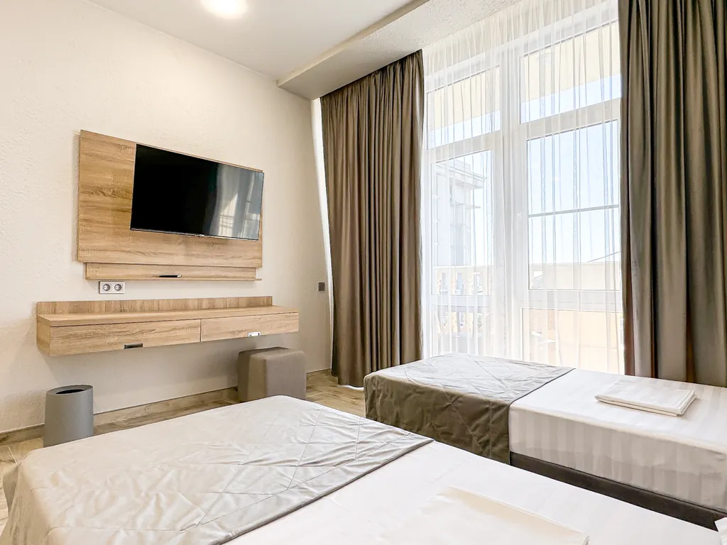 Корпус №2 - Супер Люкс с видом на море (с балконом)