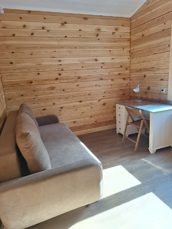 Коттедж на берегу реки в Рощино