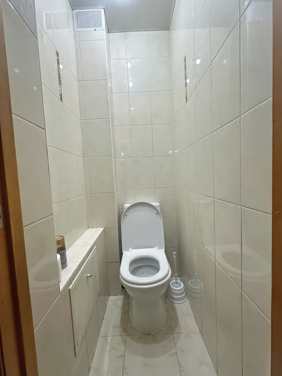 Двухкомнатная квартира с видом на реку на набережной