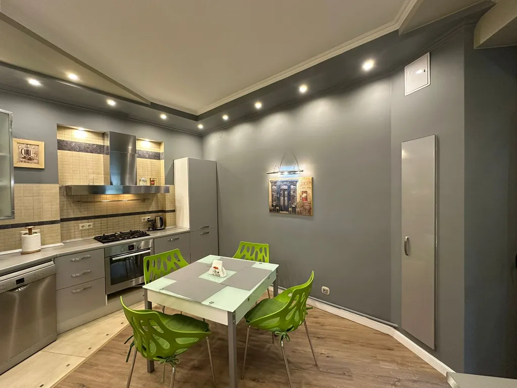 Комфортная 3-комнатная квартира в центре города