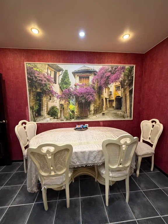 Просторная квартира с дизайнерским ремонтом