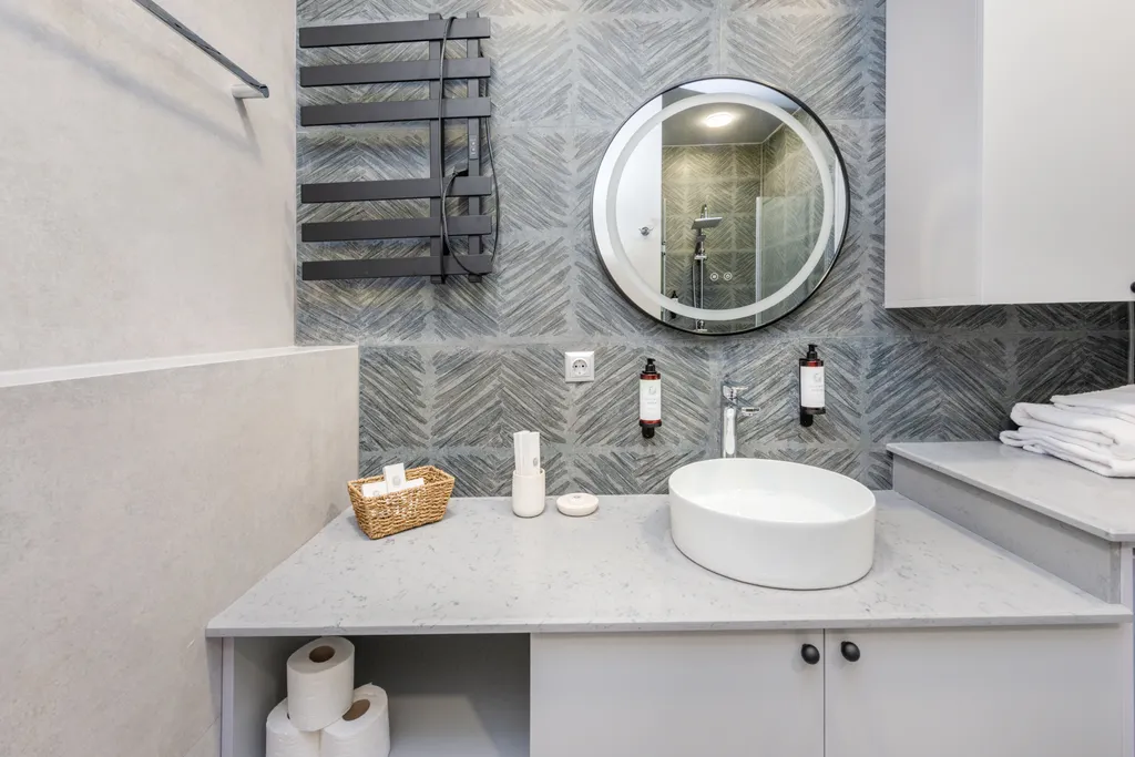 Oceanview Mood by Aesthaven