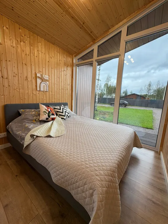 Уютный дом для семейного отдыха с детской площадкой