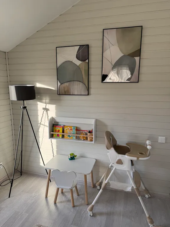 Уютный дом с верандой и чаном